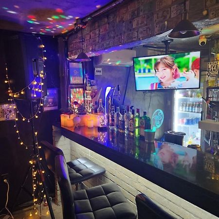 Inno Guesthouse & Bar Hongdae Seul Exterior foto